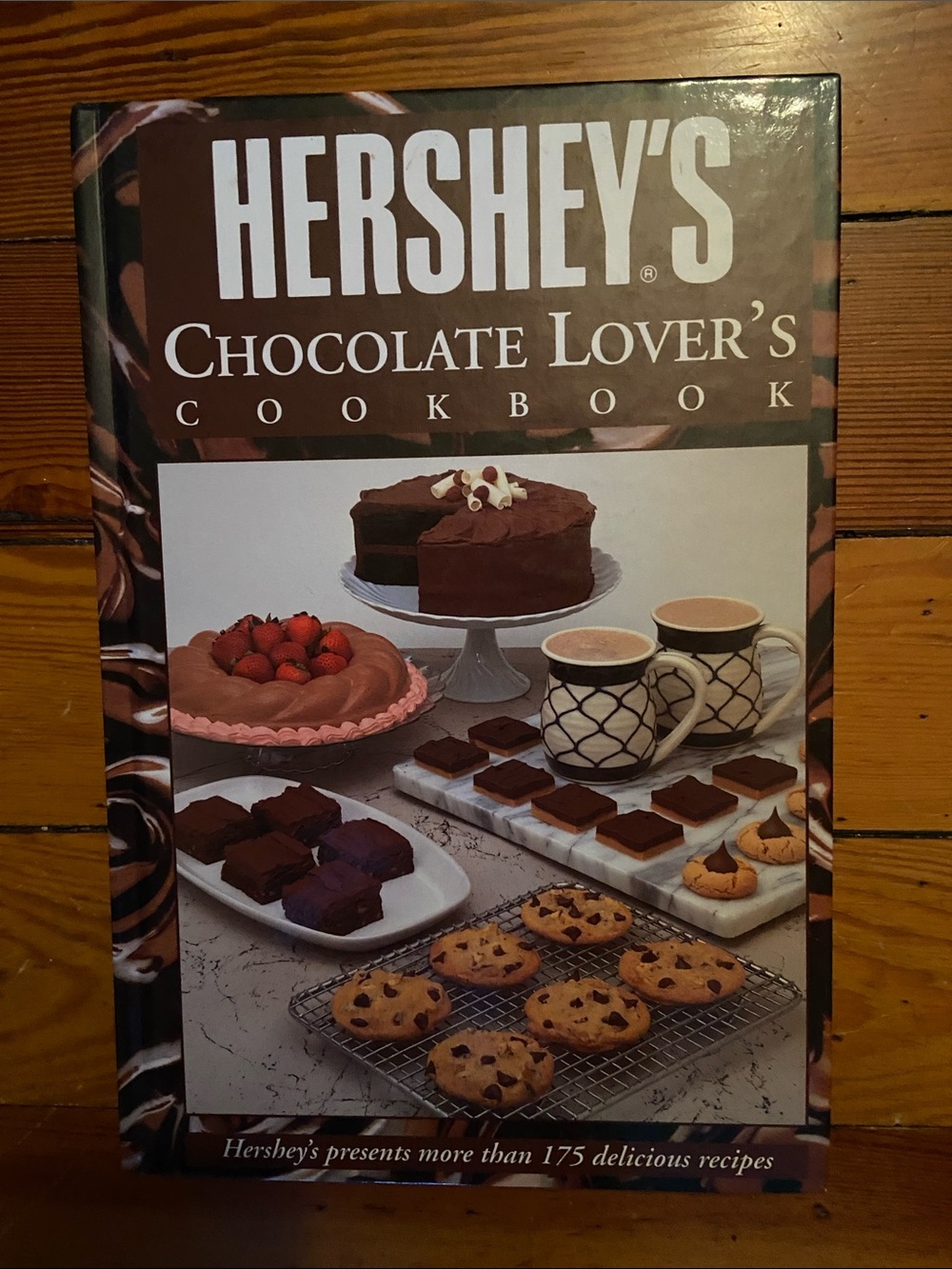 Hershey’s Chocolate Lover's Cookbook Hershey baking book bake cake cookies fudge